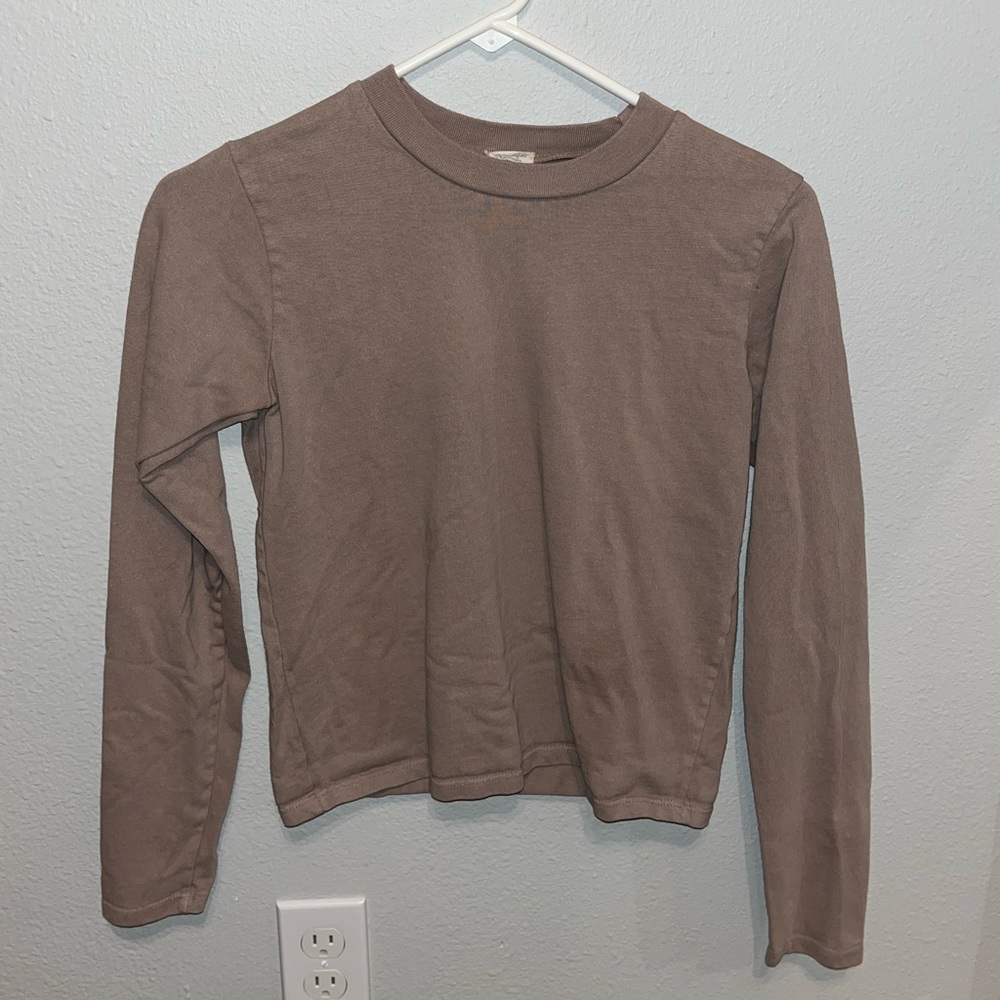 • Brandy Melville Mauve Long Sleeve •